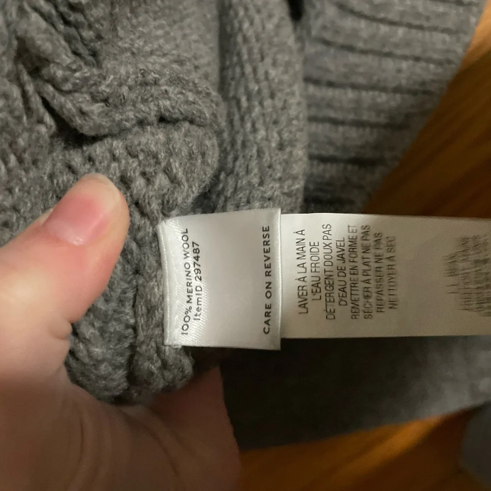 L.L. Bean Gray and Blue Cardigan Sweater - Picture 4 of 6